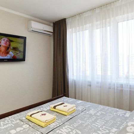 Apartament On Vasylia Lypkivskoho 24 Kiev Ngoại thất bức ảnh