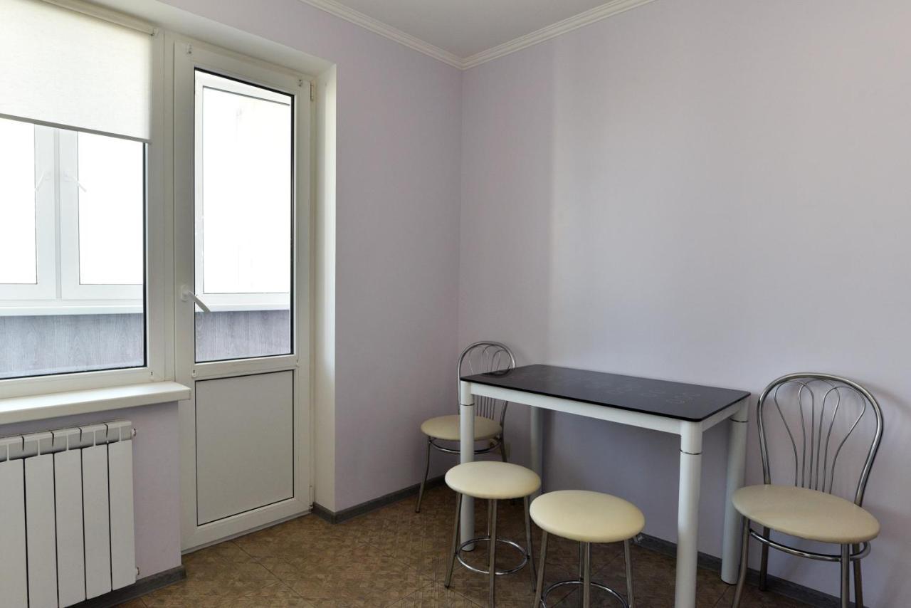 Apartament On Vasylia Lypkivskoho 24 Kiev Ngoại thất bức ảnh