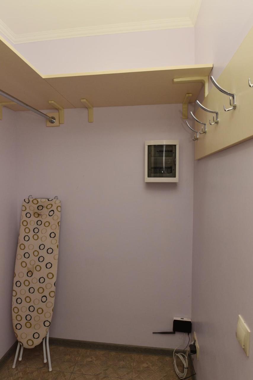 Apartament On Vasylia Lypkivskoho 24 Kiev Ngoại thất bức ảnh